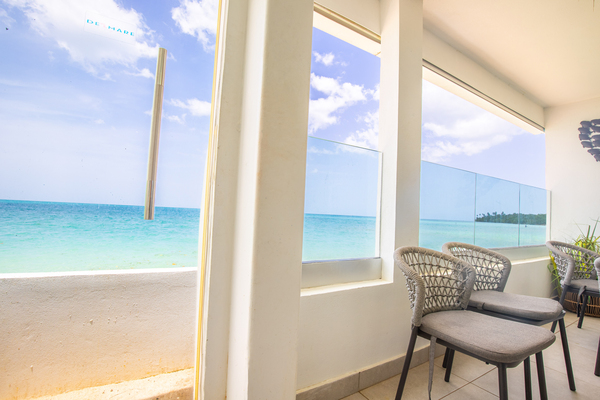 Del Mare at Buye Beach Photo 1