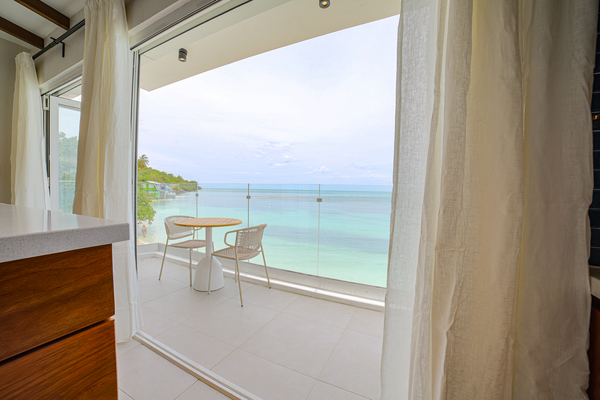 Del Mare at Buye Beach Rooftop Photo 1